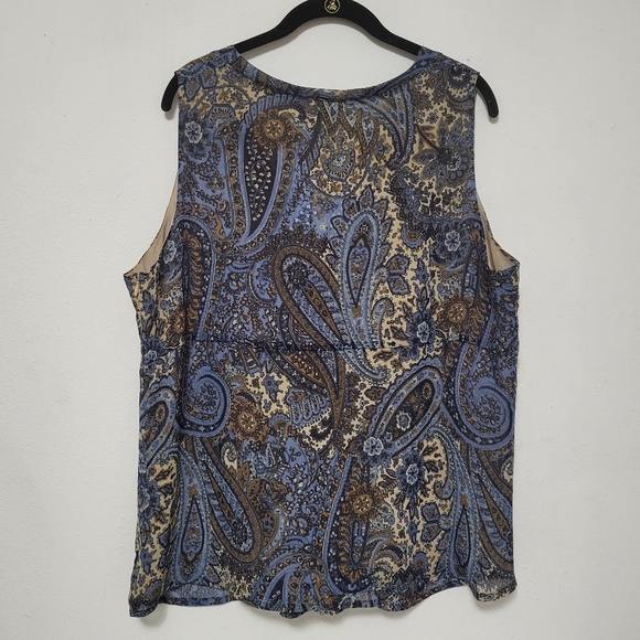 a.n.a Paisley Sleeveless Top Size 1X - Picture 3 of 12